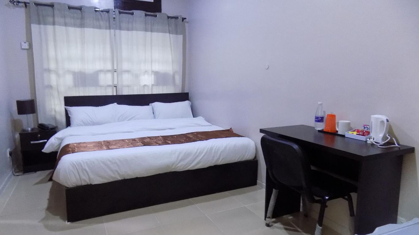 Posh Hotel and Suites Ikeja