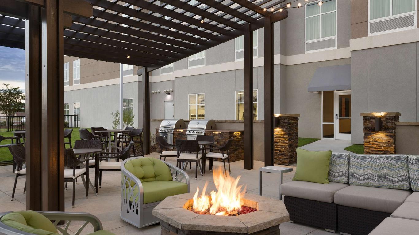 Homewood Suites by Hilton Mobile I-65/Airport Blvd