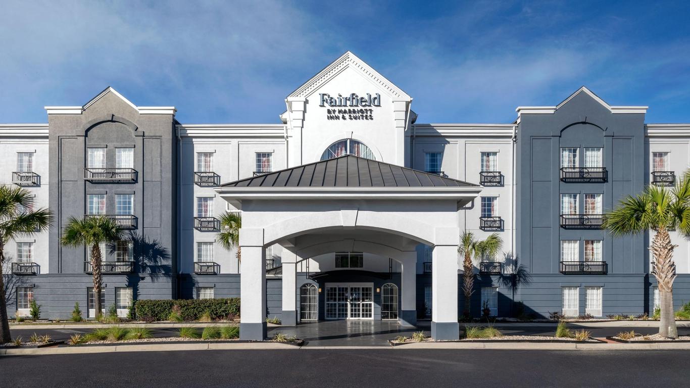 Fairfield Inn & Suites by Marriott Charleston North/Ashley Phosphate