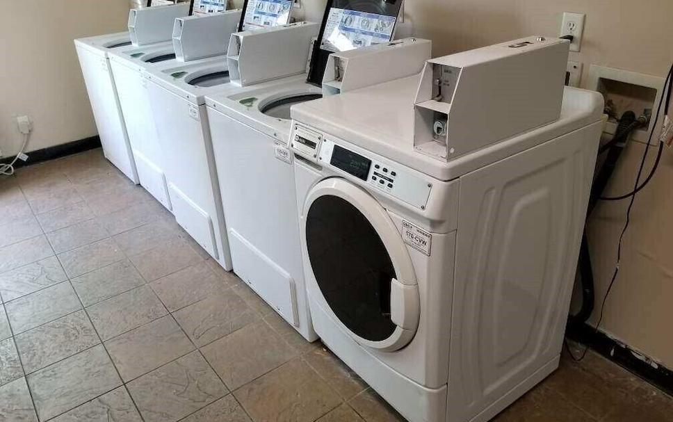 Laundry facility Photo