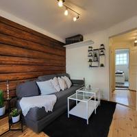 Mars Modern and Cozy Apartment in the centre, Free Parking