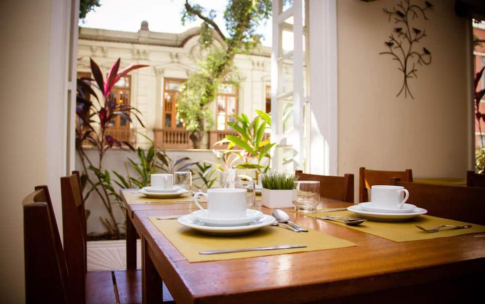 Dining room Photo