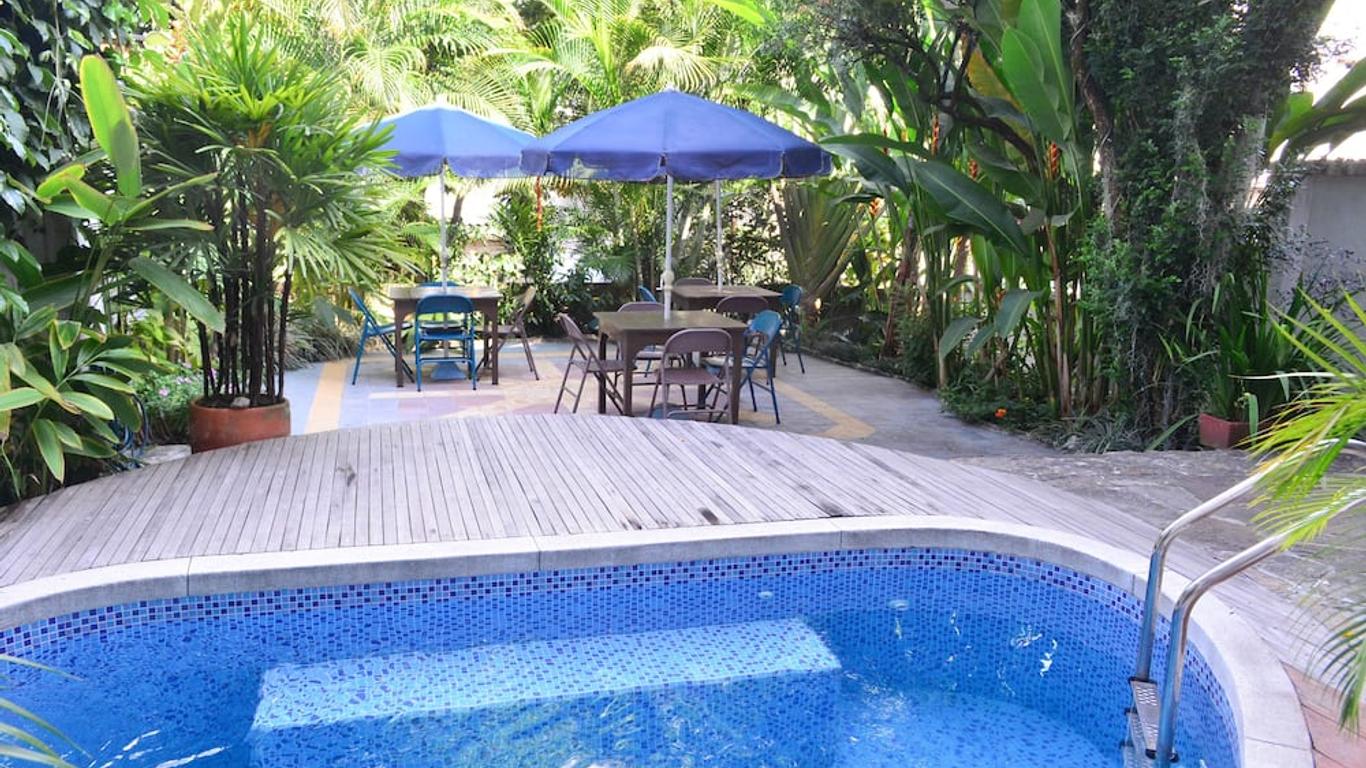 Jardin Azul - Casa Hotel