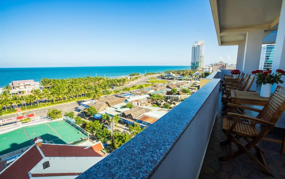 Balcony Photo