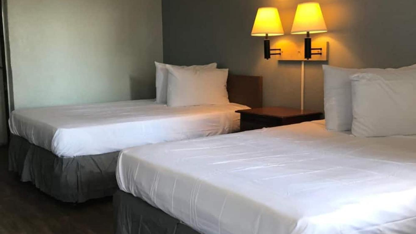 Minsk Hotels - Extended Stay, I-10 Tucson Airport