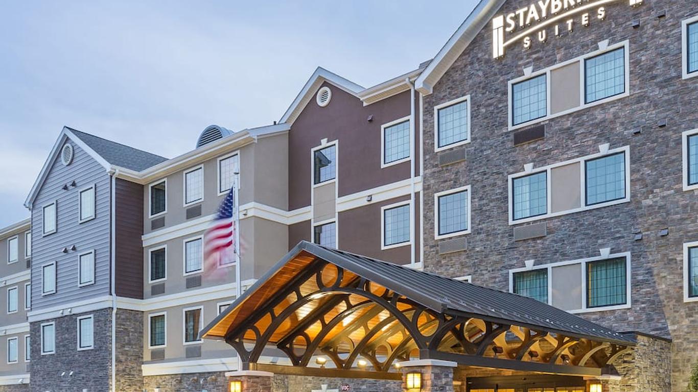 Staybridge Suites Canton