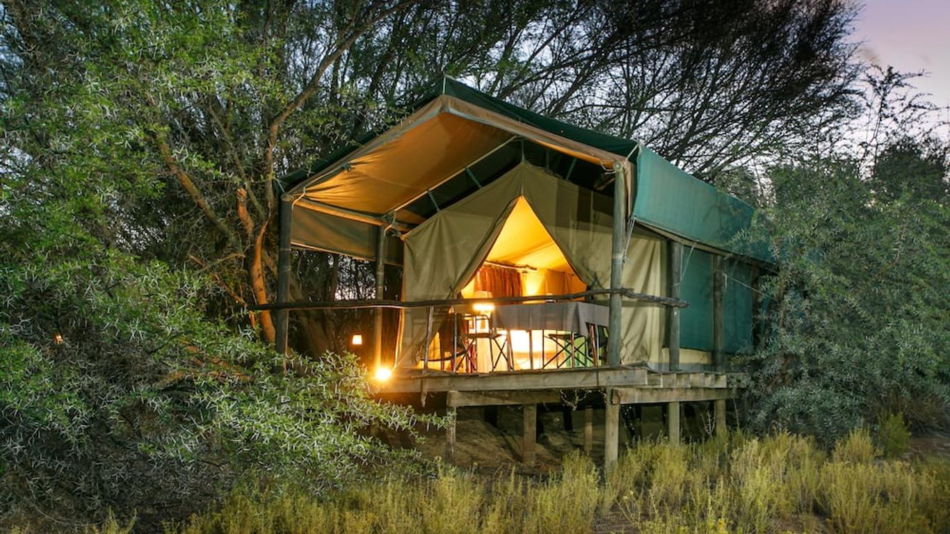 Chandelier Game Lodge