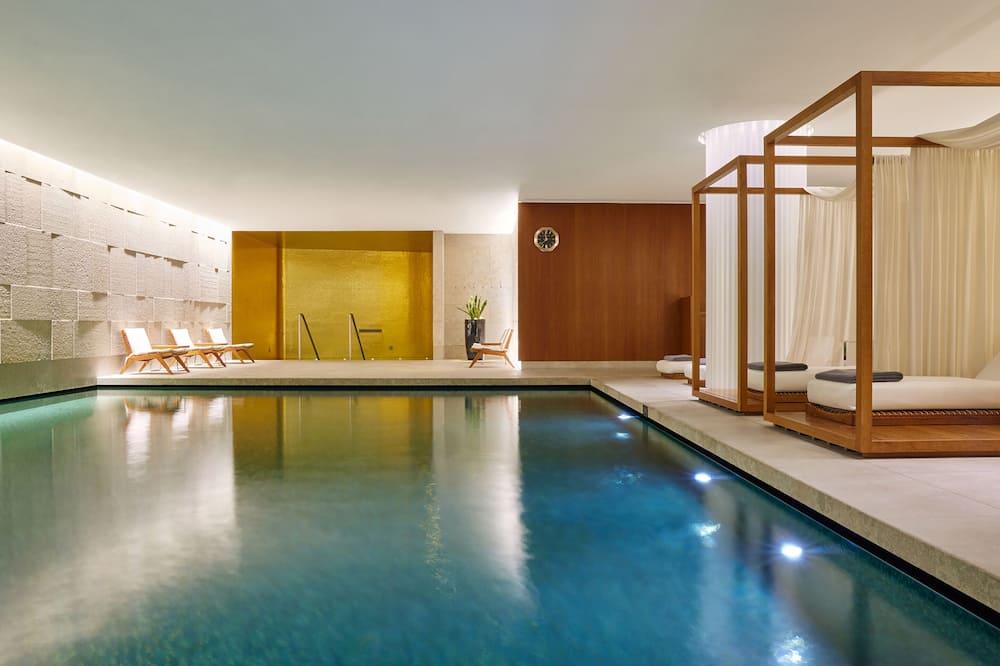 Bulgari hotel online pool