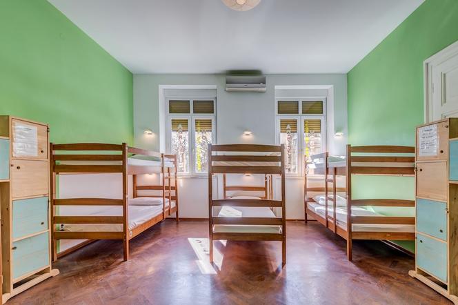 Adriatic Hostel - Youth Only