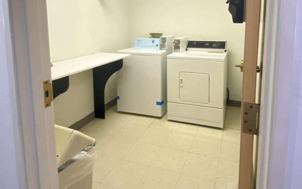 Laundry facility Photo