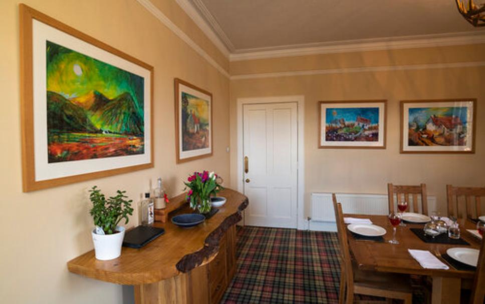 Dining room Photo